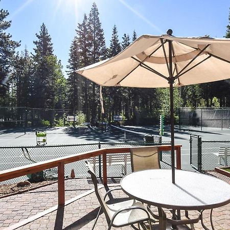 トラッキー3159 Aspen Groveアパートメント エクステリア 写真